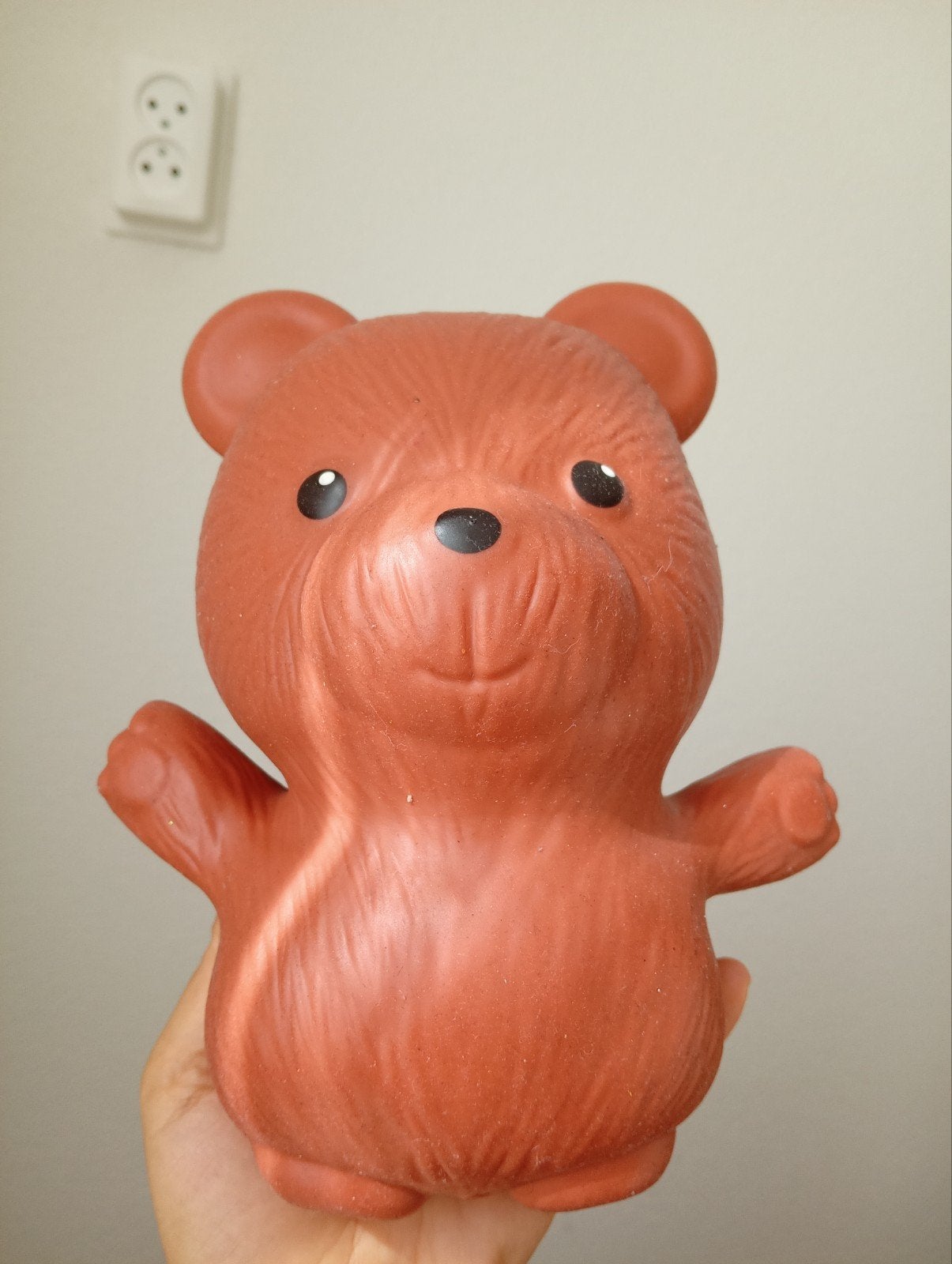 Leuke Squishy Teddybeer Rood/Bruin, Ophalen of Verzenden, Zo goed als nieuw, Meerkleurig, Beer