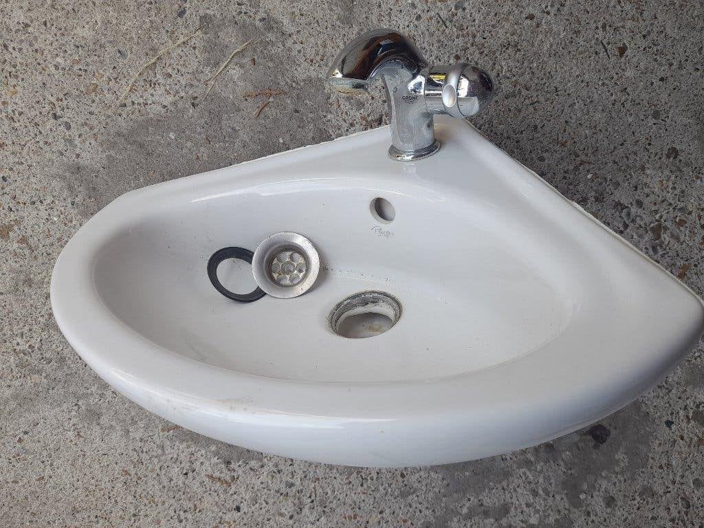 Hoekfonteintje met Grohe kraantje, Doe-het-zelf en Verbouw, Sanitair, Ophalen of Verzenden, Koper, Douche