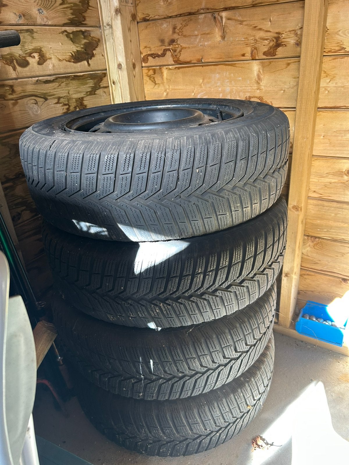 Winterbanden Vredestein 4x 195/65/R15 alle 4 voor   €30,-, Ophalen, Gebruikt