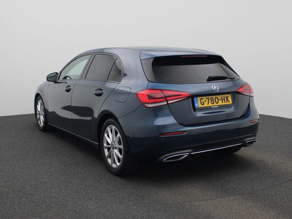 Mercedes-Benz A-klasse 200 Business Solution AMG Upgrade | A, Auto's, 12 maanden, Gebruikt, 4 cilinders, Blauw