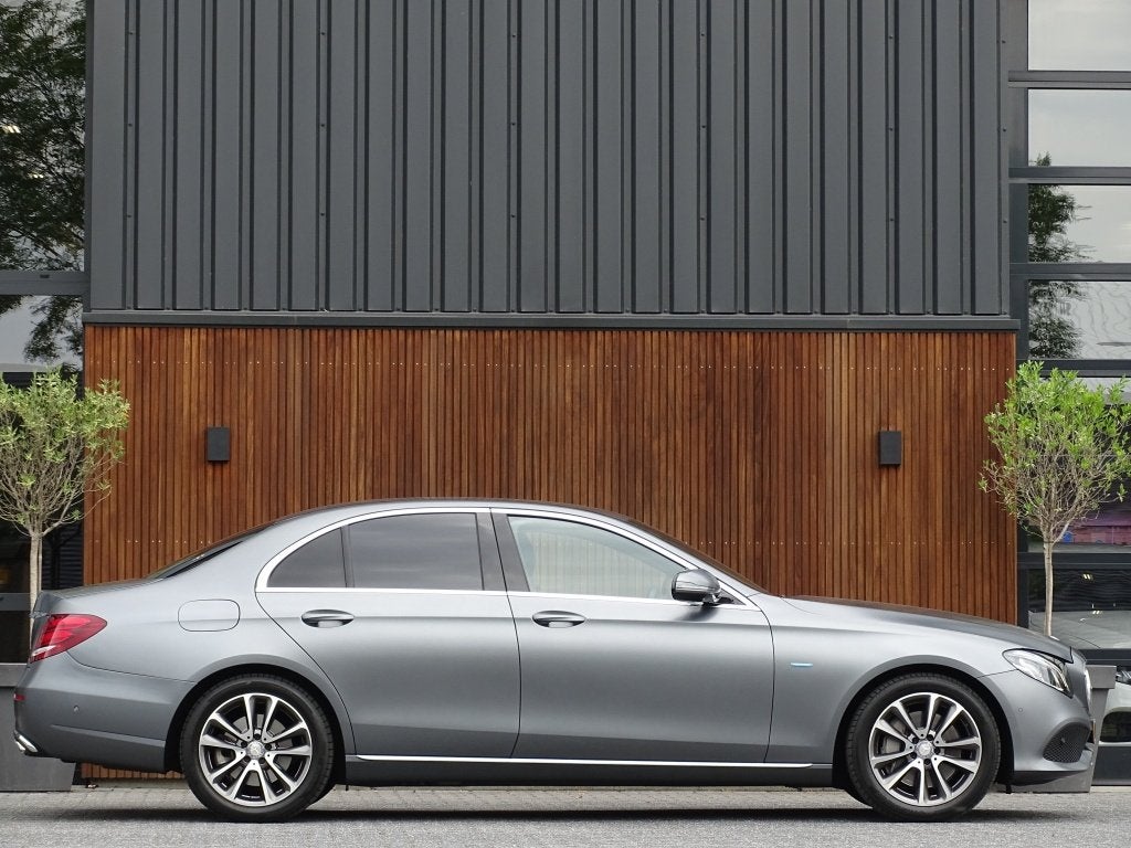 Mercedes-Benz E-Klasse 350 e 286PK / AMG Pakket / *NAP*, Auto's, Automaat, Gebruikt, Euro 6, 4 cilinders