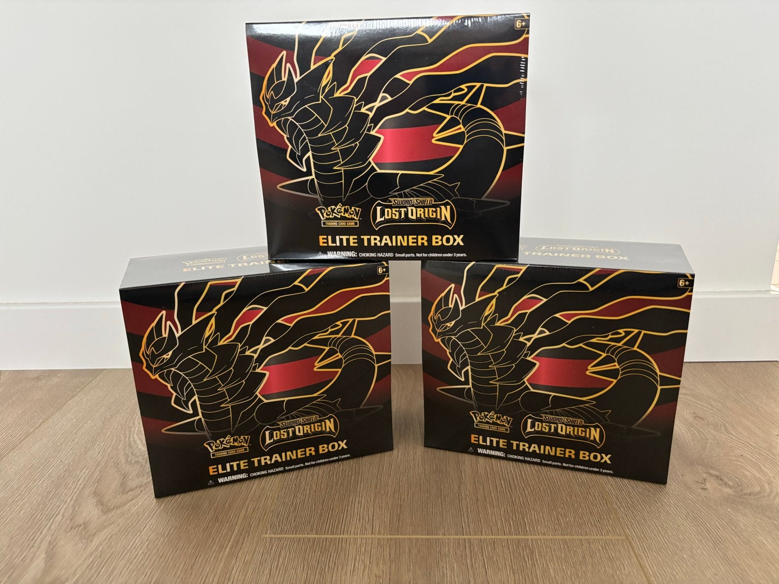 Lost Origin ETB Elite Trainer Box (2 stuks), Ophalen of Verzenden, Nieuw, Overige typen