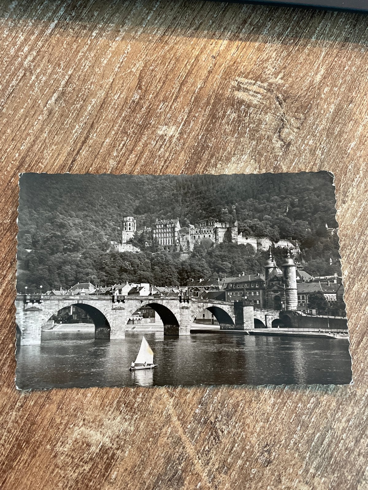 Oude Ansichtkaart Heidelberg - Neckarbrücke en Schloss, Ophalen of Verzenden, 1940 tot 1960, Gelopen, Duitsland