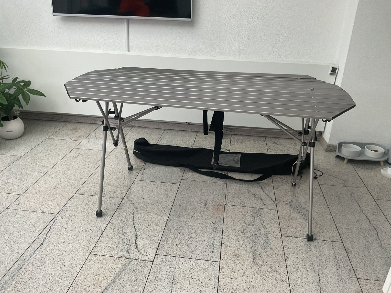 Aluminium campingtafel 135x70 inklapbaar tot klein pakket, Ophalen, Zo goed als nieuw, Campingtafel