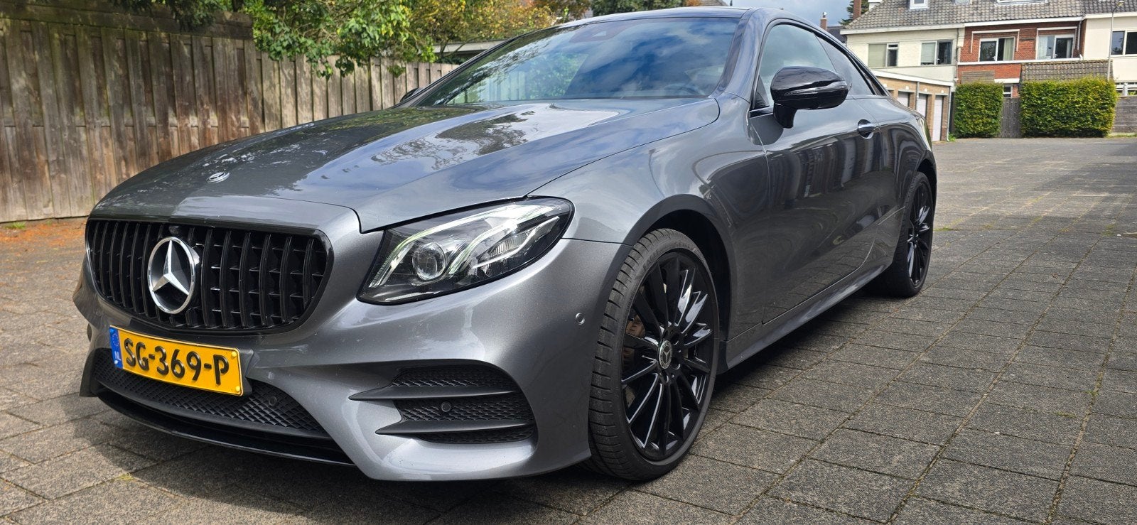 Mercedes-Benz E-Klasse E400 333pk  4MATIC 9G-TRONIC 2018, 1800 kg, Zwart, 4 stoelen, 2996 cc