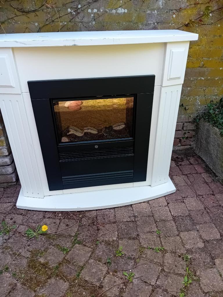 Mooie witte schouw, kleine beschadigingen bovenblad, Huis en Inrichting, Haarden, Ophalen, Gebruikt, Vrijstaande haard, Elektrische haard