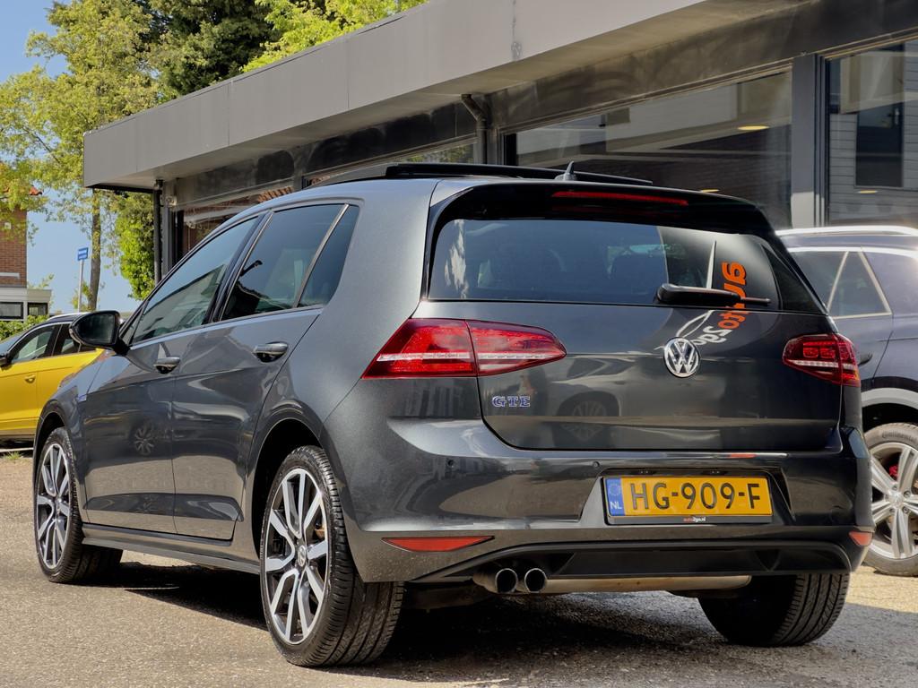 Volkswagen Golf 1.4 TSI AUT6 GTE PANODAK SPORT-INT NAVI PARK, Gebruikt, Euro 6, 4 cilinders, Zwart