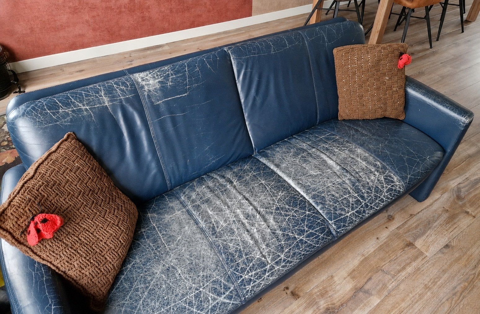 Gratis af te halen: Bank met fauteuil (vanaf 1 augustus), Huis en Inrichting, Banken | Bankstellen, Gebruikt, Driepersoons, Ophalen of Verzenden