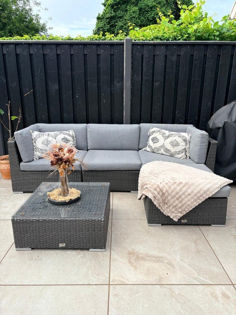 Nette Wicker Tuinset / Loungebank (240 x 150 cm), Ophalen, Bank, 6 zitplaatsen, Zo goed als nieuw