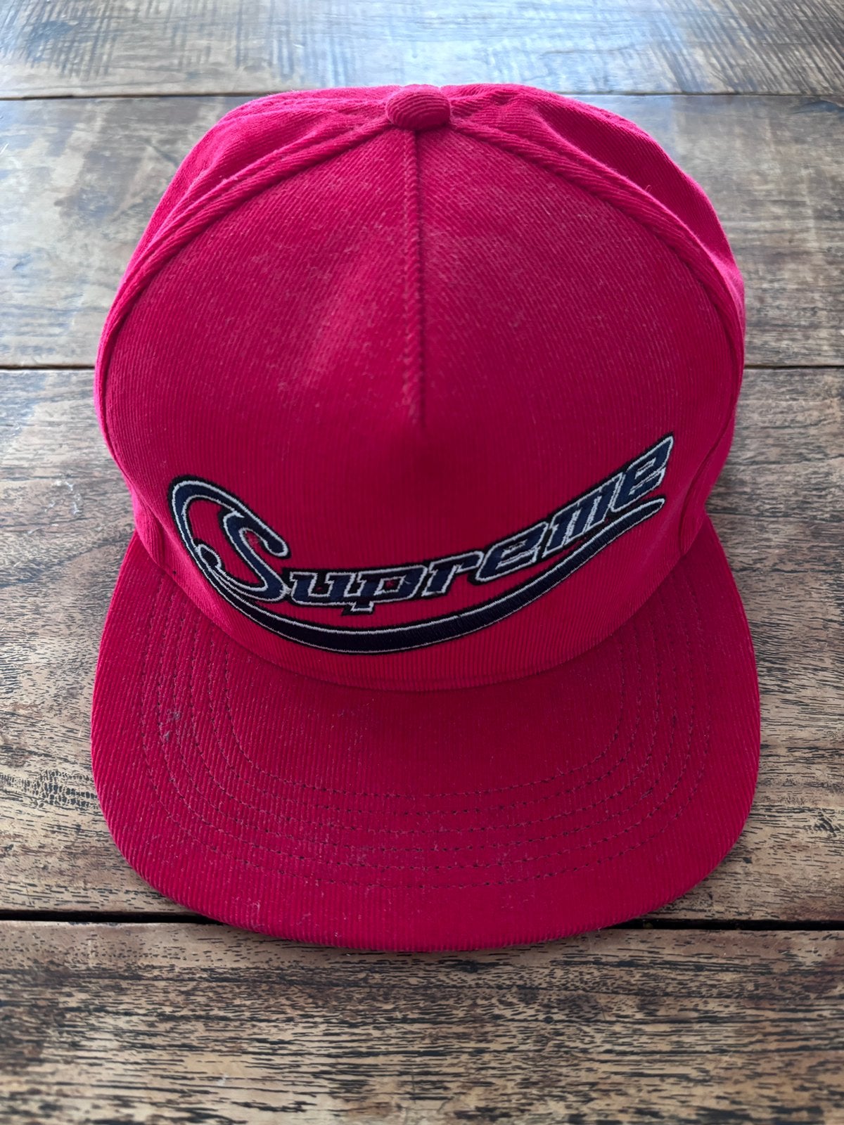 Supreme cap, rood, in zeer goede staat, ongedragen, Kleding | Heren, Ophalen of Verzenden, Zo goed als nieuw, One size fits all