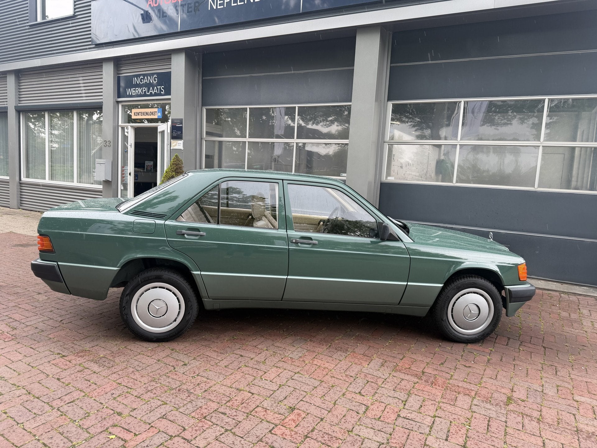 Mercedes-Benz 190 2.0 Bj 1988 Automaat Uniek Schuurvonds moe, foto 4