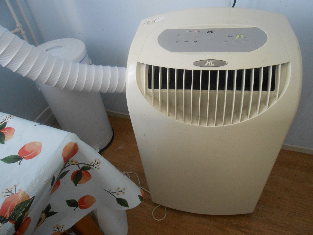GROOT AIRCO VOOR EEN KOELE DAG MET SLANG, Ophalen, Gebruikt, 3 snelheden of meer, Koelen en Ontvochtigen