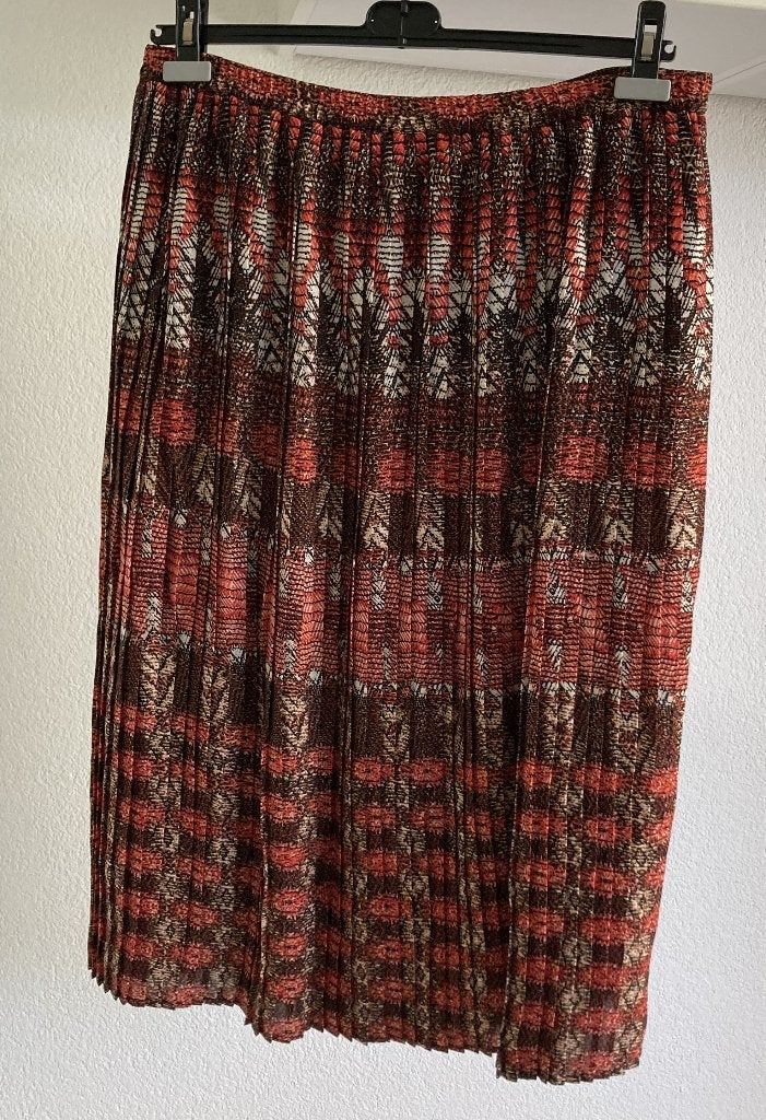 heel mooie rok plooirok mt 48 NIEUW, Kleding | Dames, Rokken, Overige kleuren, Maat 46/48 (XL) of groter, Nieuw, Ophalen of Verzenden