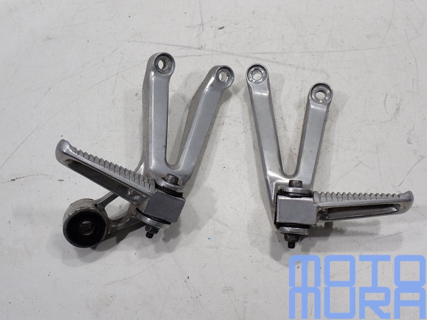 Duo voetsteunen voor Yamaha YZF R1 1998 - 2001 RN01 RN04 duo, Gebruikt, -, -, Ophalen of Verzenden