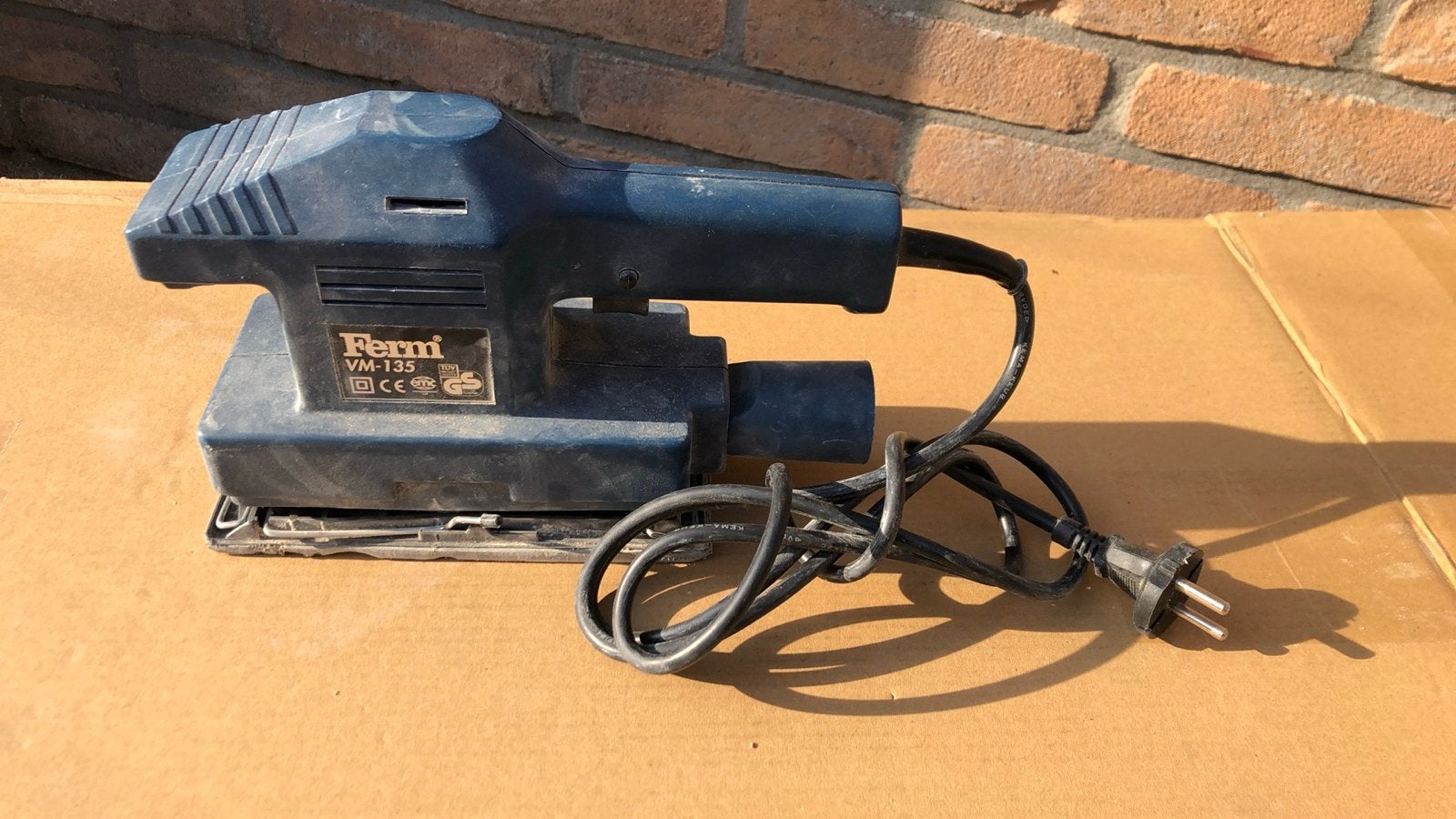 Ferm VM-135 Vlakschuurmachine - 175 Watt, Ophalen of Verzenden, Gebruikt, Minder dan 600 watt, Vlakschuurmachine