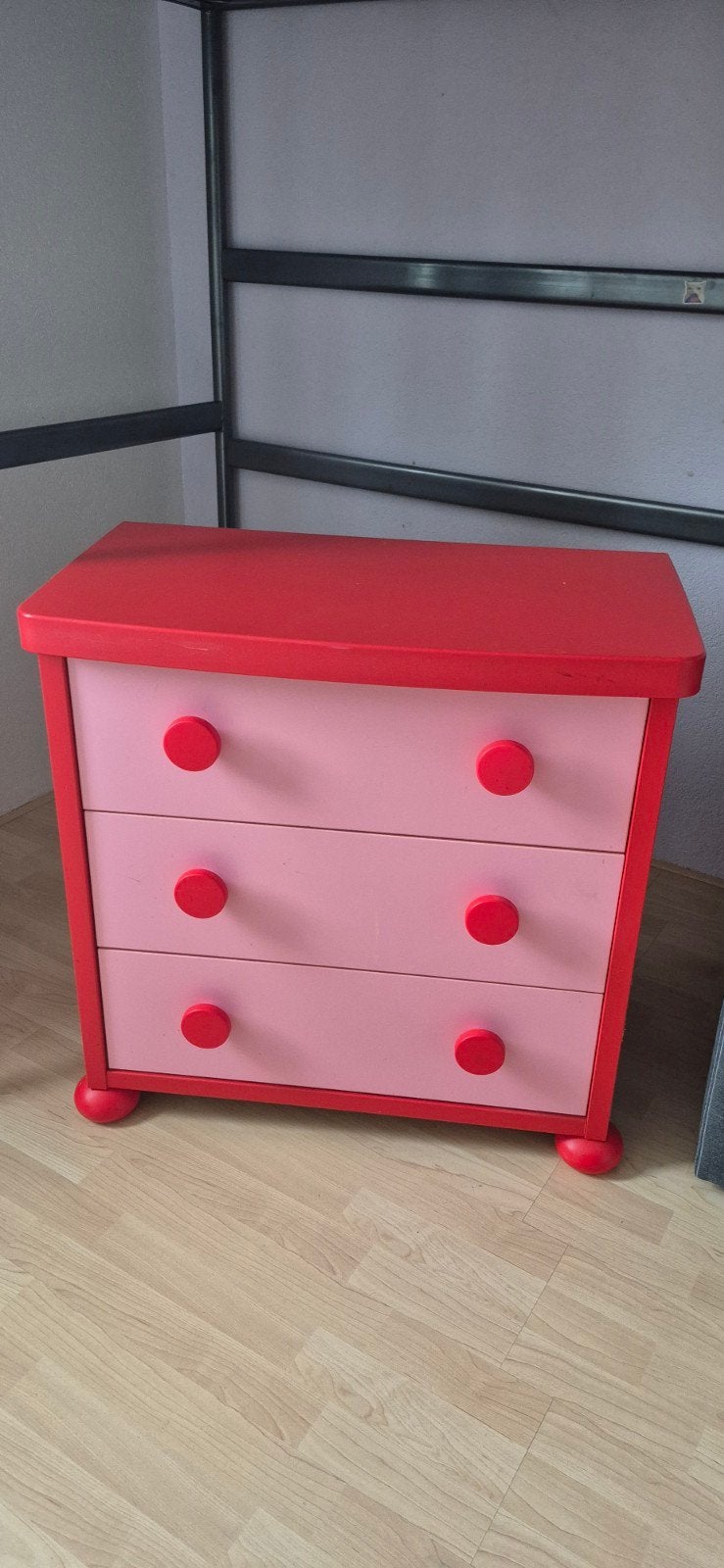 Ladekast Ikea. Roze, Ophalen, 50 tot 100 cm, 3 of 4 laden, Minder dan 100 cm