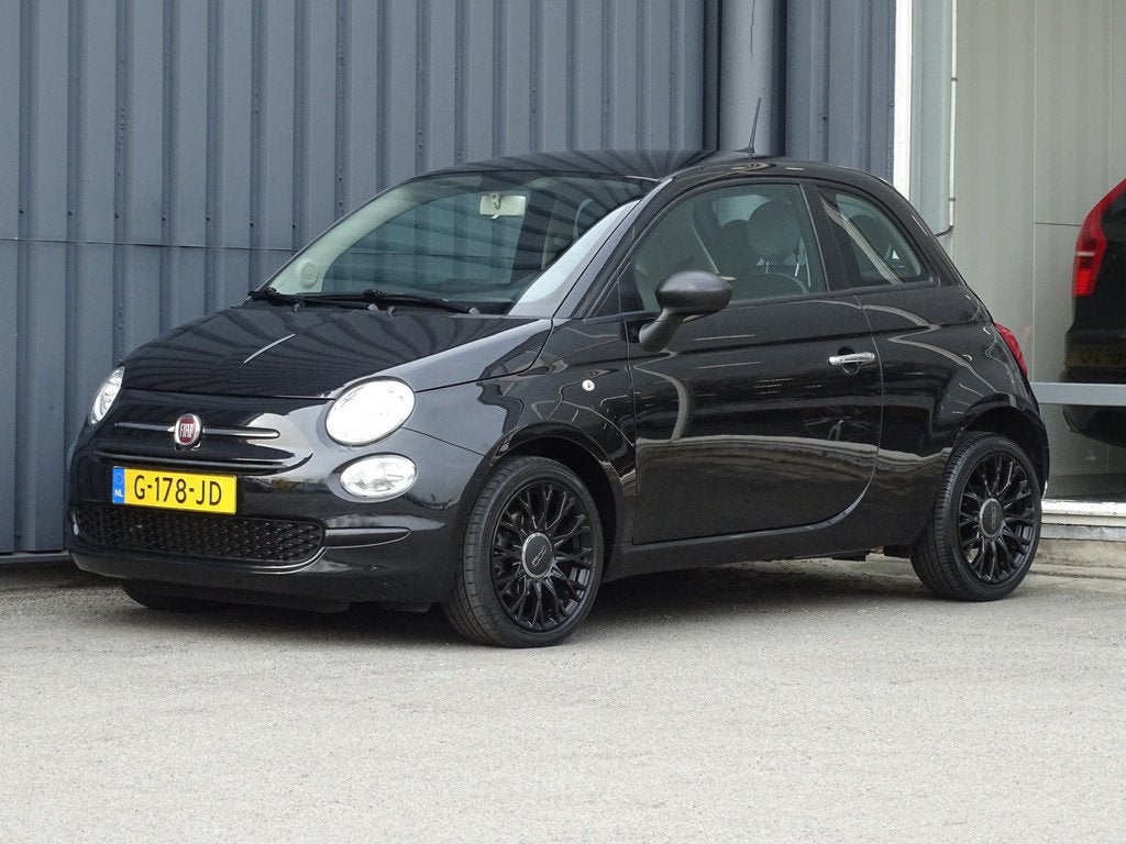 Fiat 500 0.9 TwinAir Turbo Young Bluetooth | 16" | Cruise, Voorwielaandrijving, Stof, Start-stop-systeem, Zwart