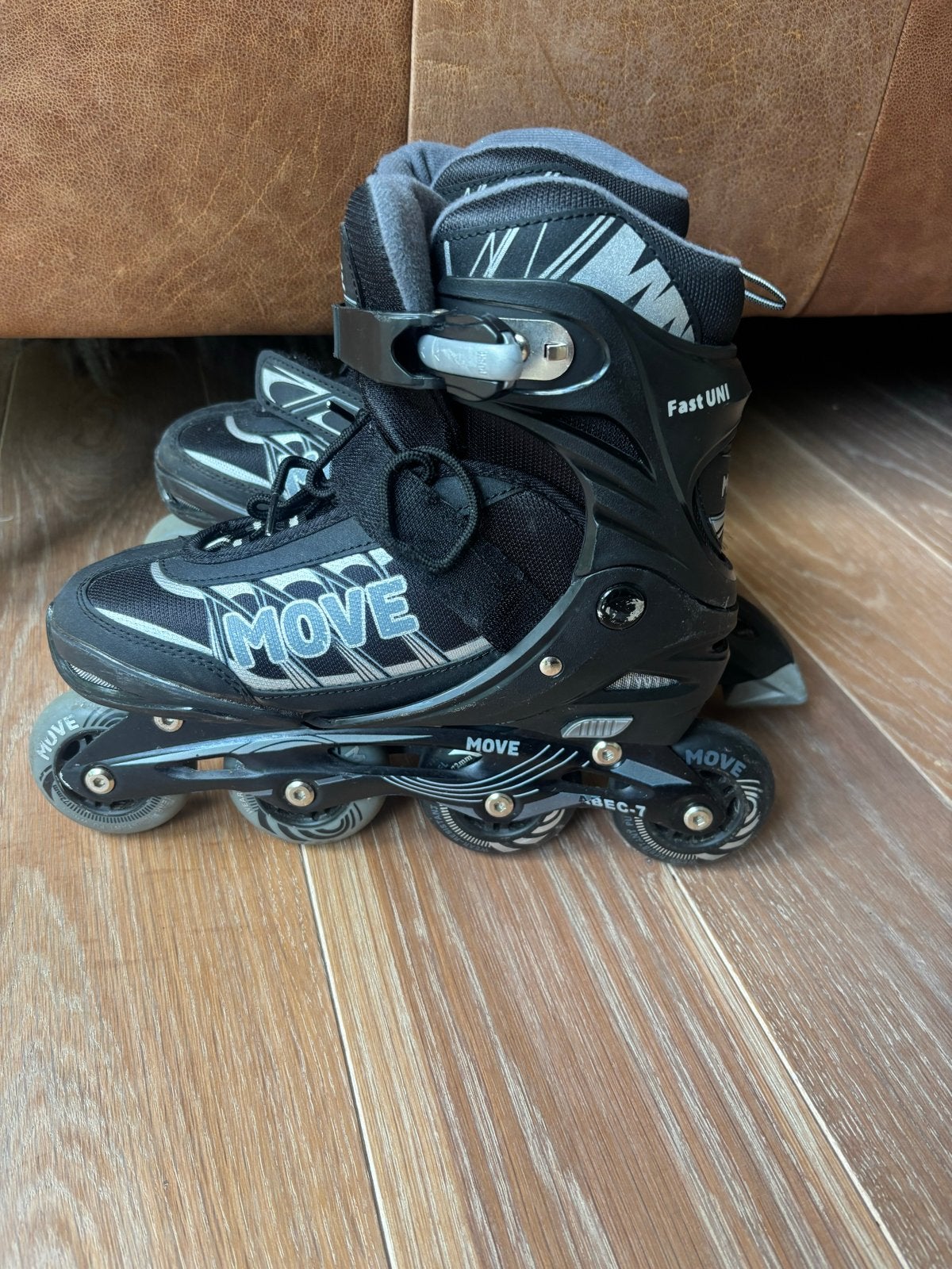 Move, Nette skeelers maat 38-41 verstelbaar, Overige merken, Kinderen, Ophalen of Verzenden, Inline skates 4 wielen