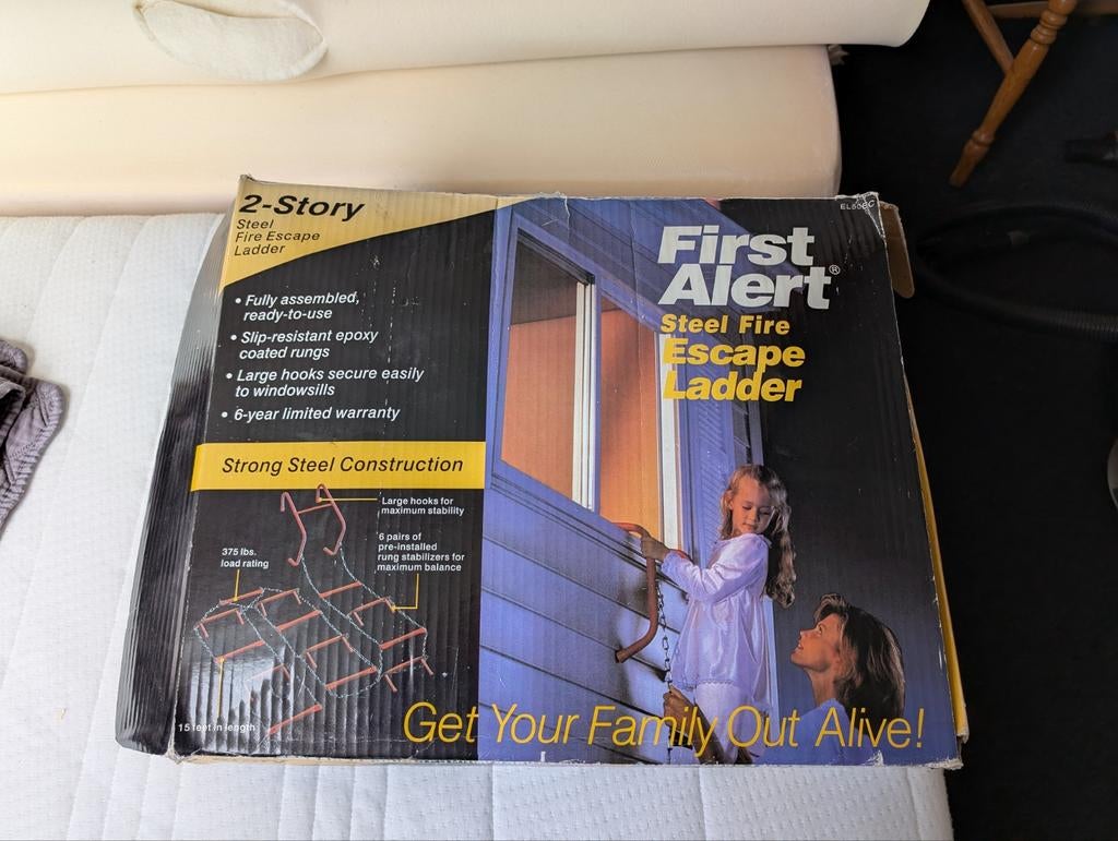 First Alert Stalen Brandladder - 2 Verdiepingen, Nieuw, Ophalen of Verzenden, Ladder, Opvouwbaar of Inschuifbaar