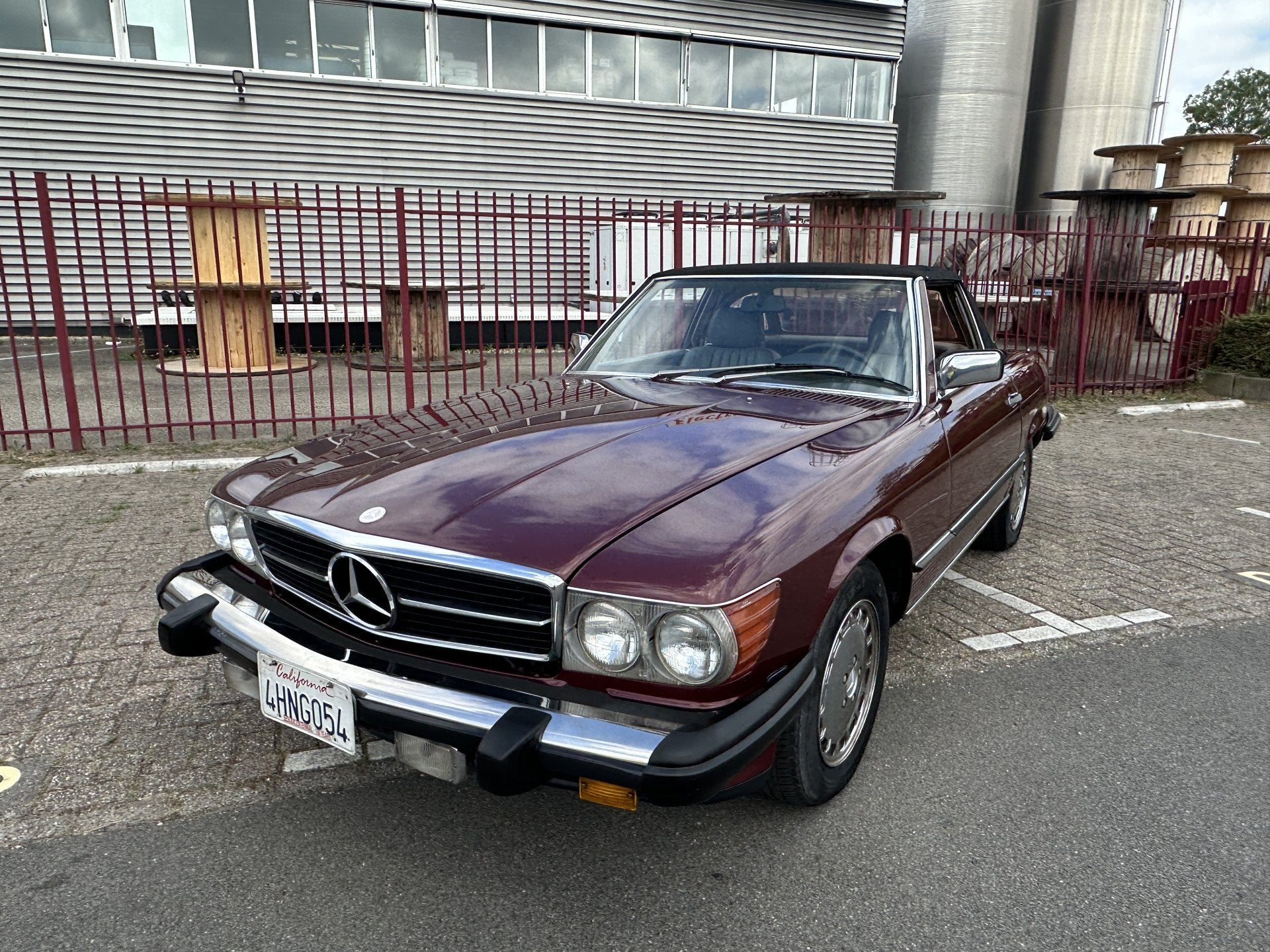 Mercedes-Benz SL-Klasse 560 SL (bj 1987, automaat), Auto's, Oldtimers, Automaat, Achterwielaandrijving, 5600 cc, Bedrijf