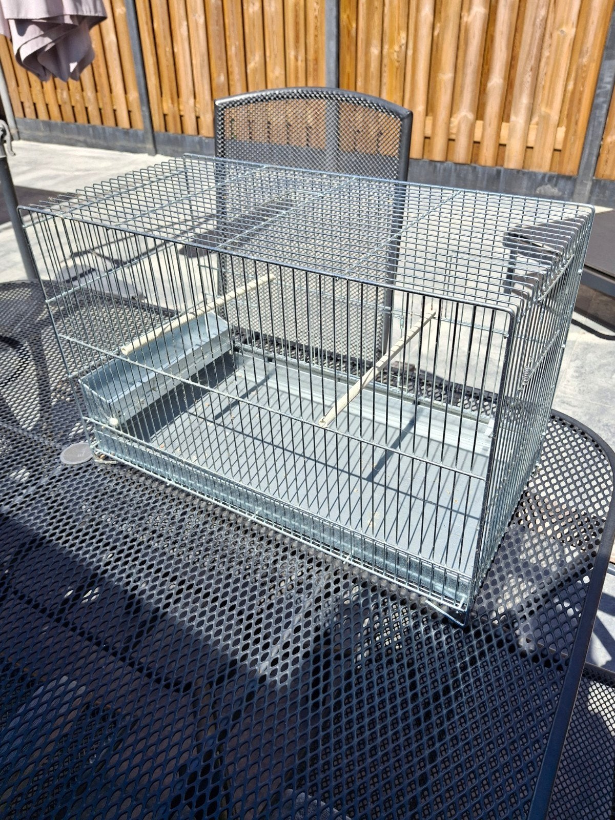 te koop. mooie vogelkooi voor kanaries, soorten vinken, Ophalen, Gebruikt, Aluminium, Broedkooi of Kweekkooi