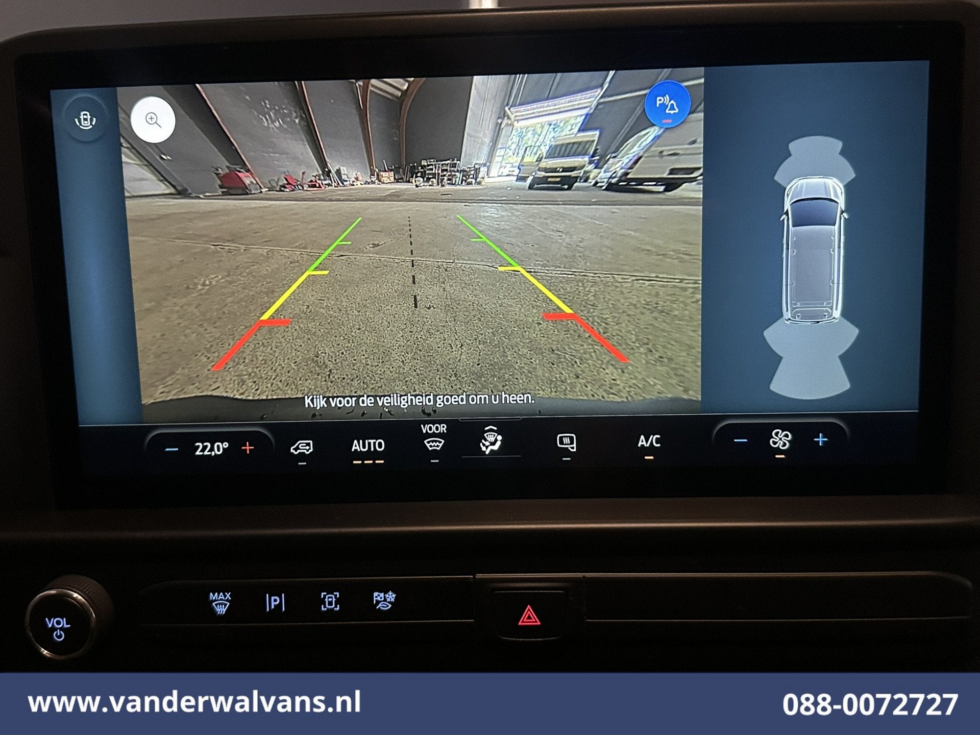 Ford Transit Custom 2.0 TDCI L1H1 Euro6 Airco | Camera | App, Voorwielaandrijving, 4 cilinders, 2000 kg, Wit