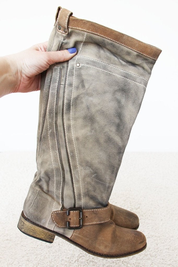 Zeer Mooie Suede SPM Dames Laarzen - 30 (Maat 39) € 45,-, Kleding | Dames, Schoenen, Hoge laarzen, Overige kleuren, SPM, Ophalen of Verzenden