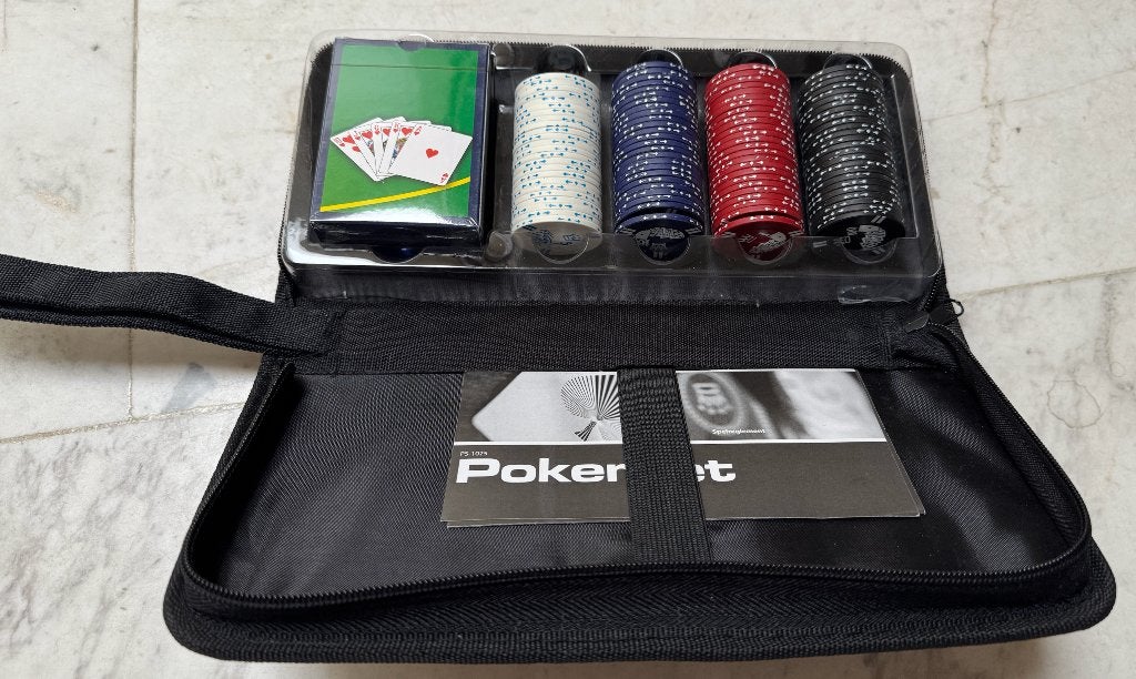 poker set in etui, Hobby en Vrije tijd, Ophalen of Verzenden, Nieuw