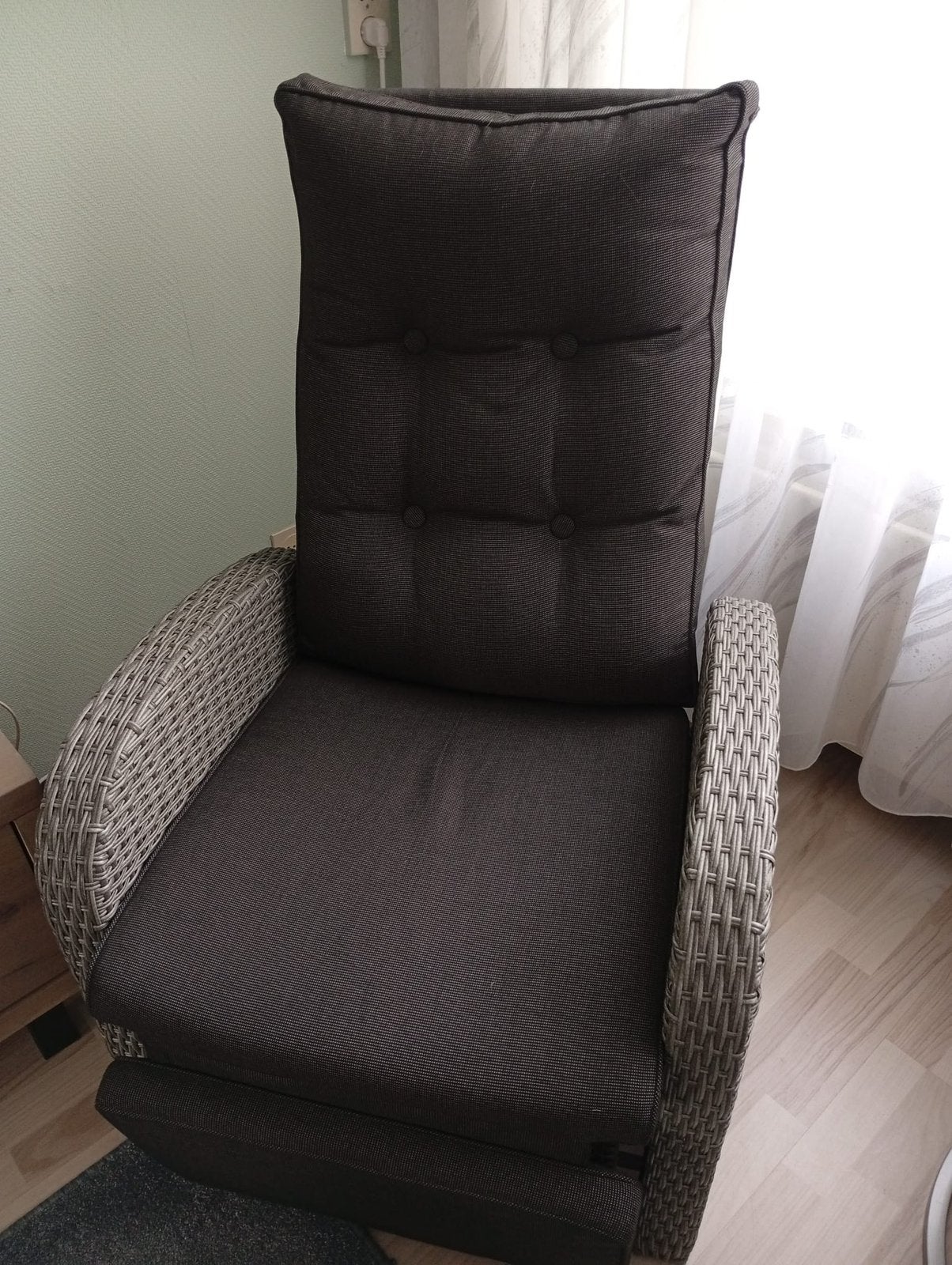Set van twee verstelbare fauteuils met tafeltje, Huis en Inrichting, Fauteuils, Ophalen, Kunststof, Gebruikt, 75 tot 100 cm