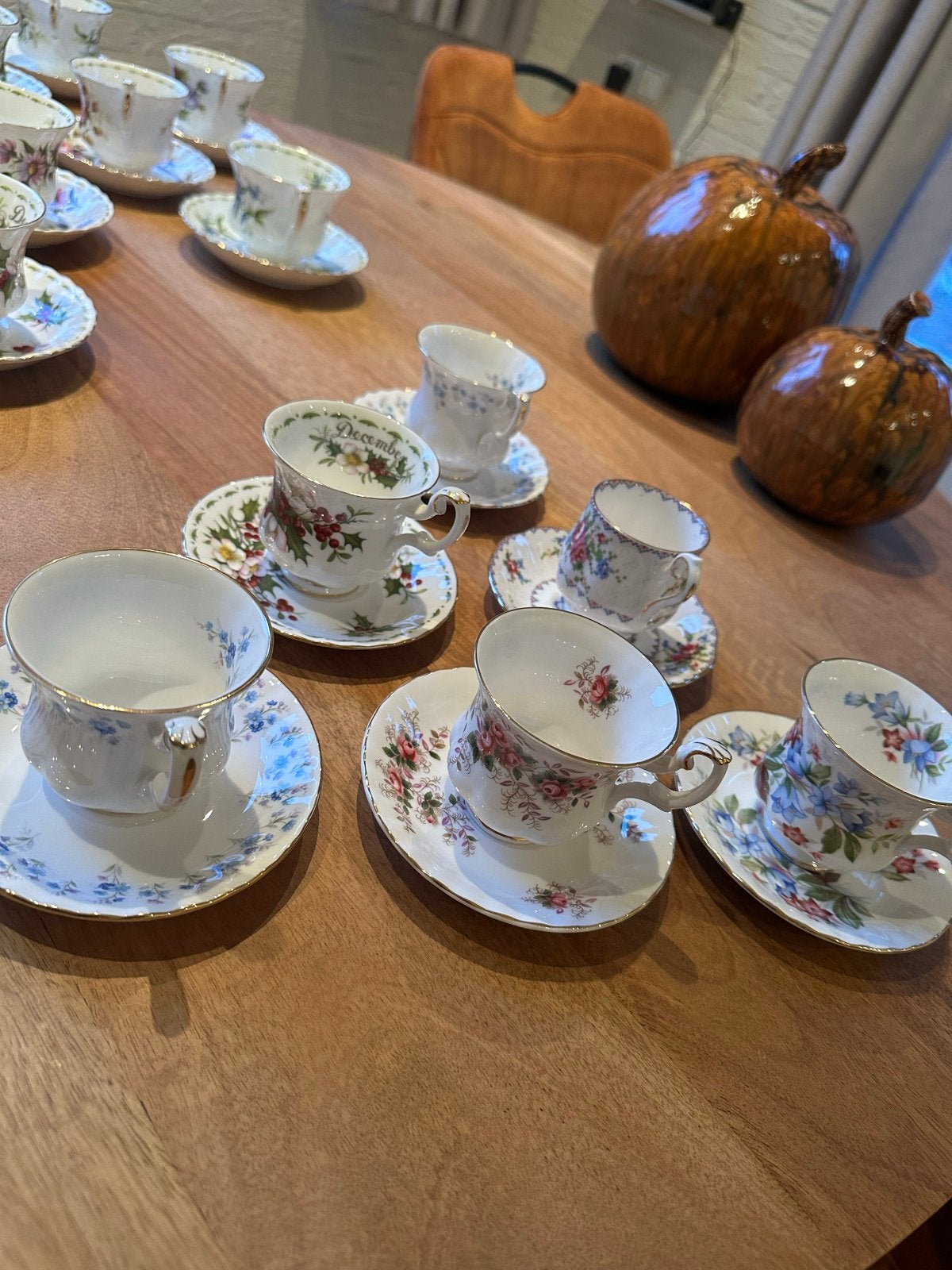 Royal albert Prachtige vintage theekopjes met schotels, Ophalen
