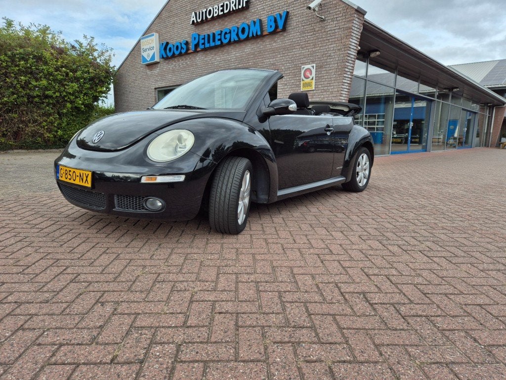 Volkswagen NEW BEETLE 1.6 TRENDLINE, Gebruikt, 4 cilinders, Cabriolet, 4 stoelen