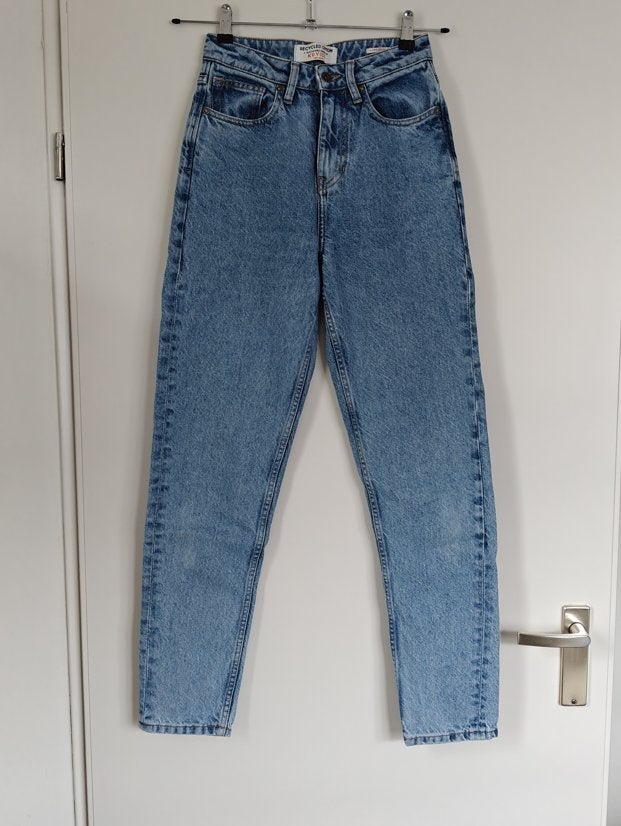 Jeans | Kuyichi | Nora loose tapered fit | Maat 25/32, Ophalen of Verzenden, Zo goed als nieuw, Blauw, W27 (confectie 34) of kleiner