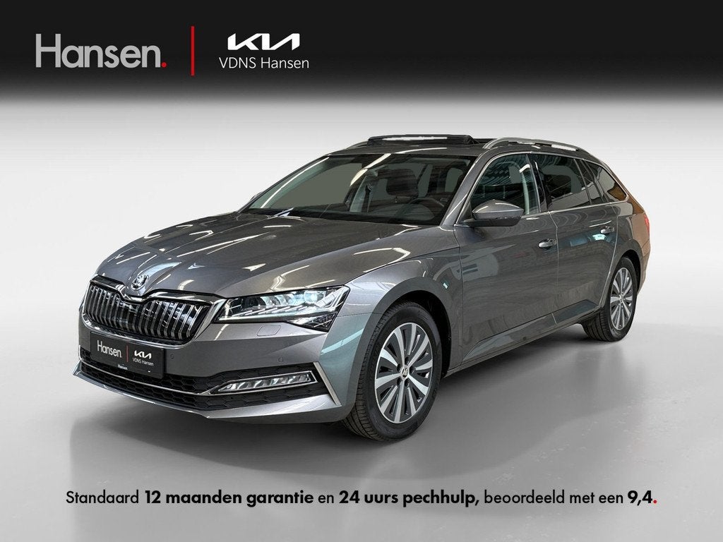 Skoda Superb Combi 1.4 TSI iV Style I Panoramadak I Navi I E, Auto's, Skoda, Gebruikt, Euro 6, 4 cilinders, 218 pk
