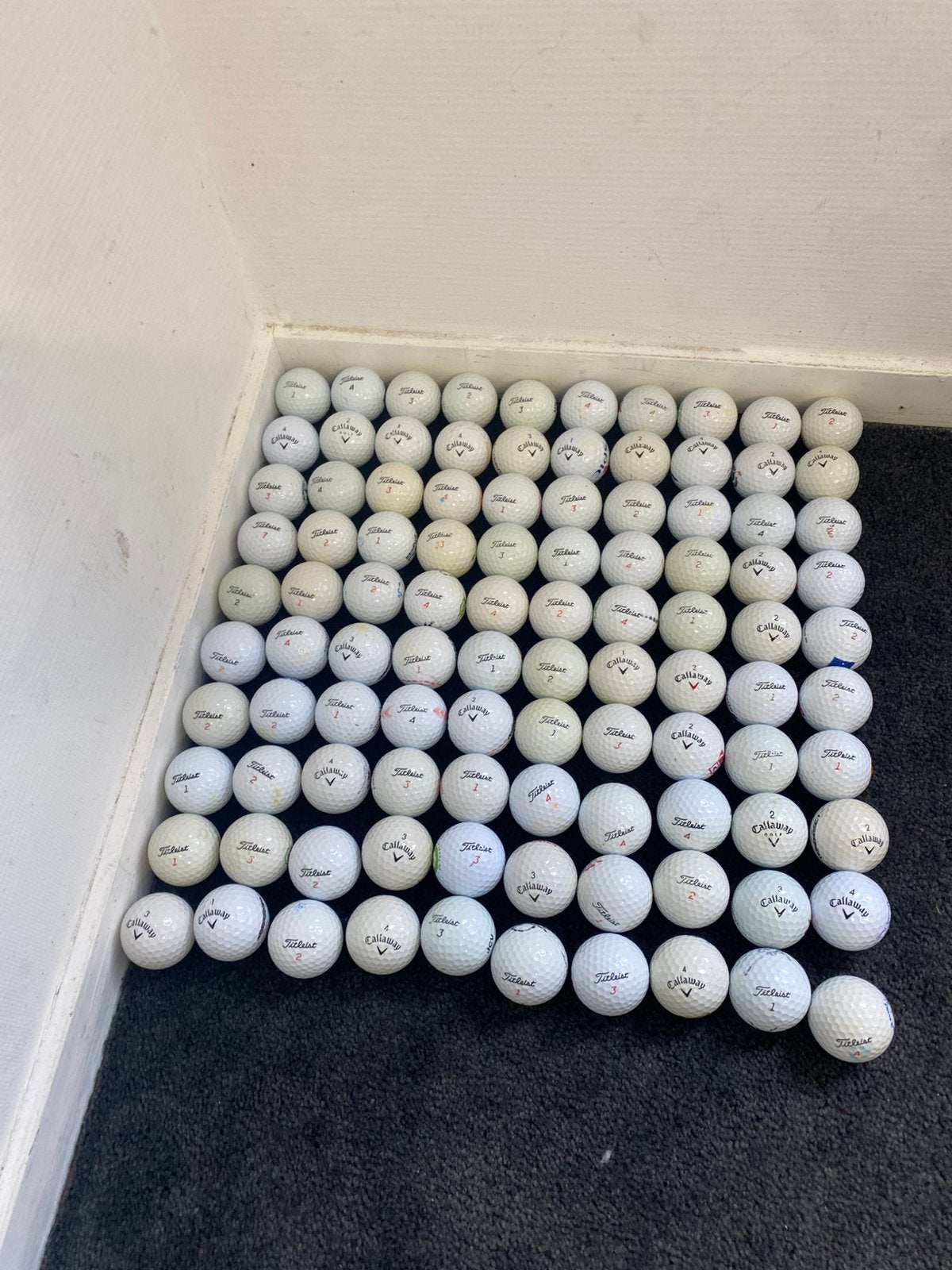 Golfballen 100 stuks titleist callaway, Ophalen of Verzenden, Zo goed als nieuw, Bal(len), Callaway
