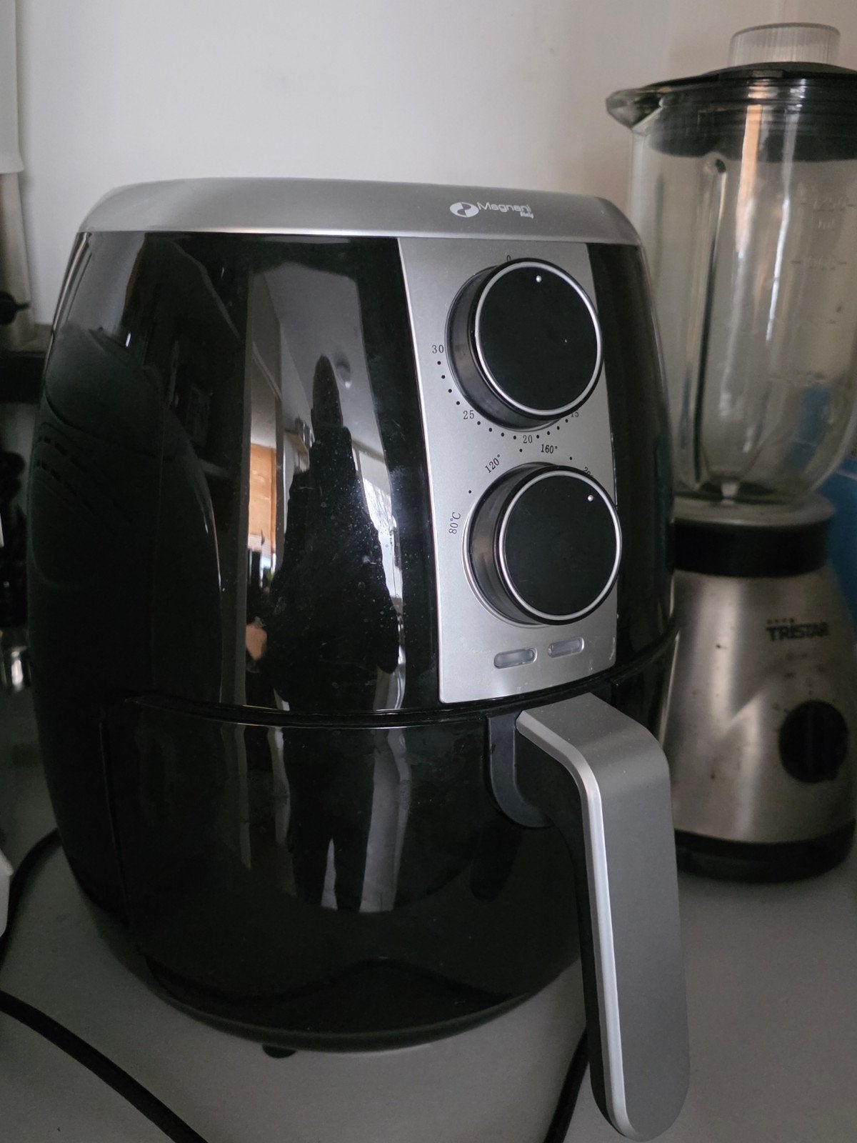 Magnani Airfryer - Zo goed als nieuw, Ophalen of Verzenden, Zo goed als nieuw, Airfryer