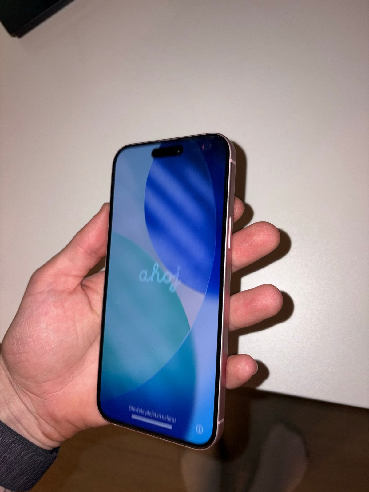 Foto 3 van iPhone 15 Plus 128GB Roze