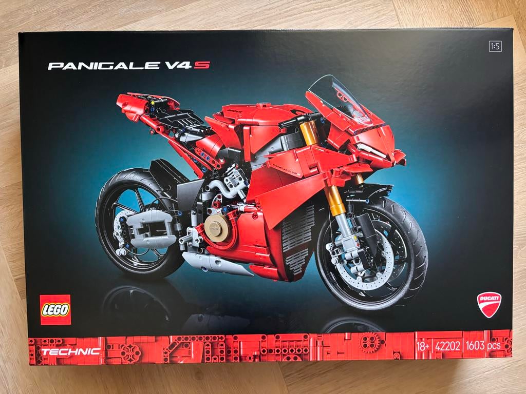 LEGO Technic Ducati Panigale V4 R (42202) - Nieuw in doos, Lego, Nieuw, Ophalen of Verzenden, Technic