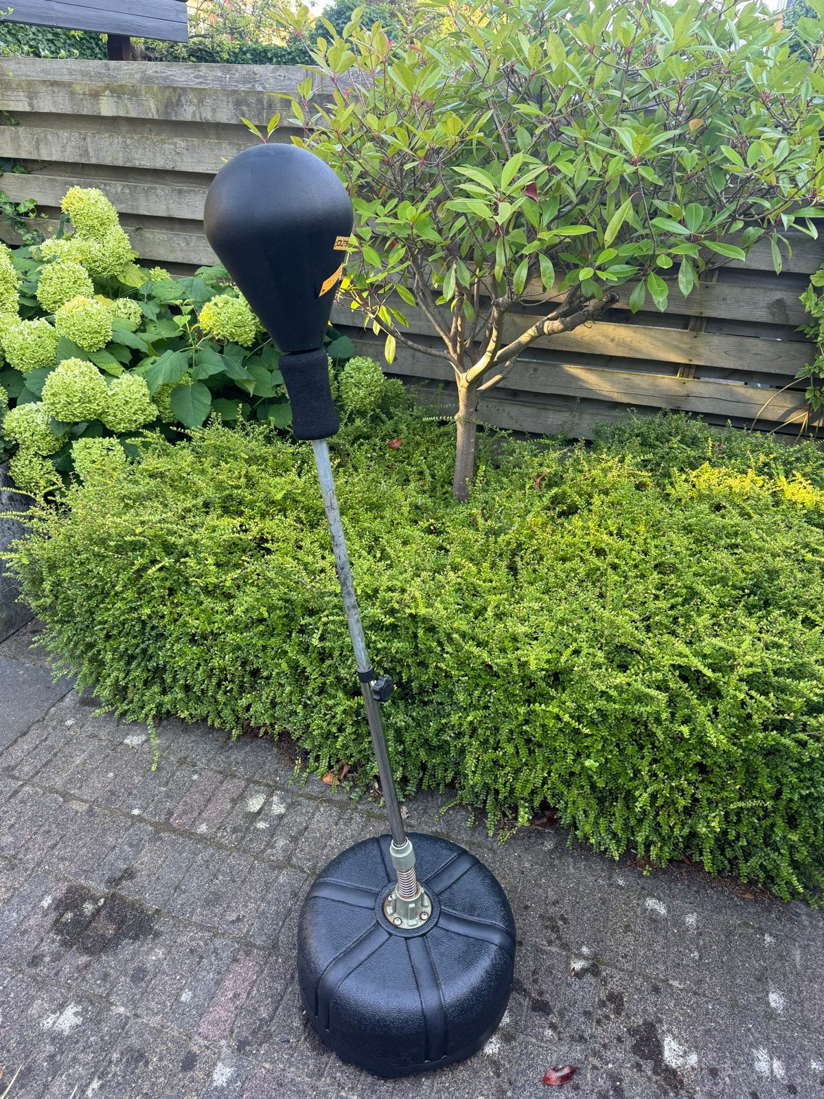 Outshokz Vrijstaande Reflex Bokspaal - Max 165 cm, Ophalen, Gebruikt, Overige, Vechtsportmateriaal