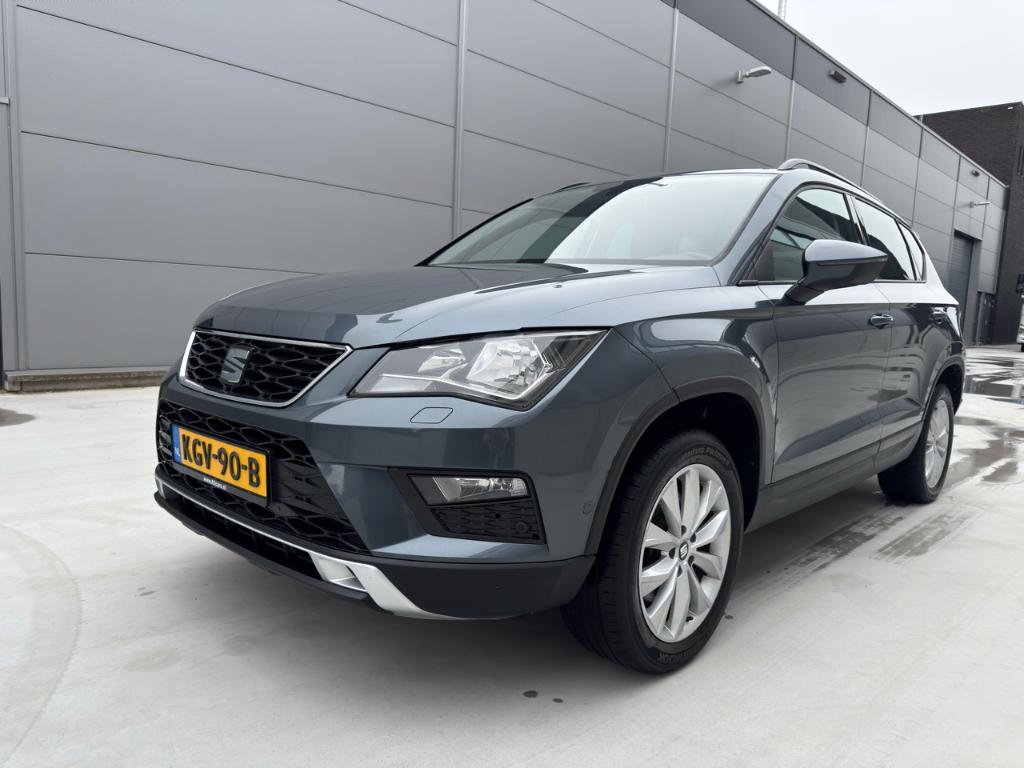 Seat Ateca 1.0 Ecotsi 115pk 2017 Grijs met nieuwe APK, Auto's, Seat, Bedrijf, Ateca, ABS, Airbags, Airconditioning, Automatische klimaatregeling