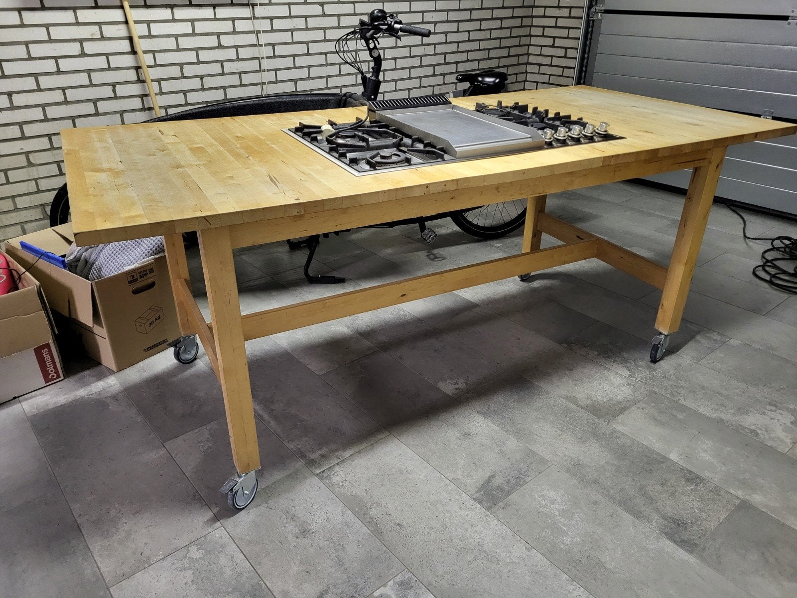 Buitenkeuken / verbouwingskeuken op zwenkwielen., Doe-het-zelf en Verbouw, Werkbanken, Ophalen, Zo goed als nieuw, 70 tot 120 cm