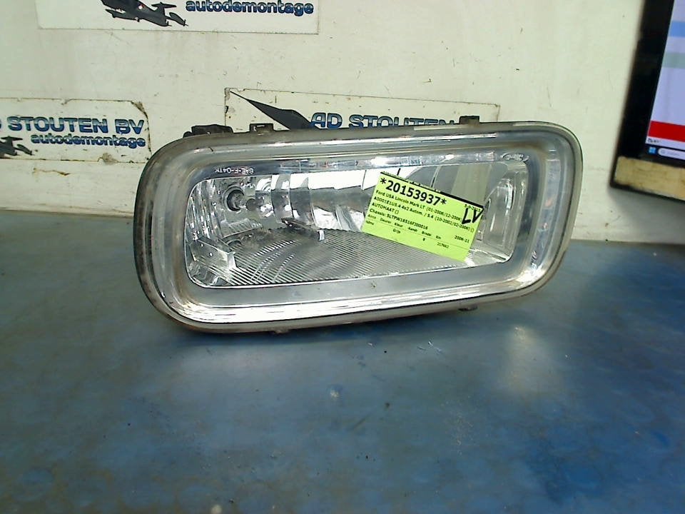 Mistlamp Links Voor Ford USA Lincoln Mark LT 2006 L3X15A257A, Gebruikt, Kunden@ford.com, Henry-Ford-Straße  1, Köln 50735, , Duitsland