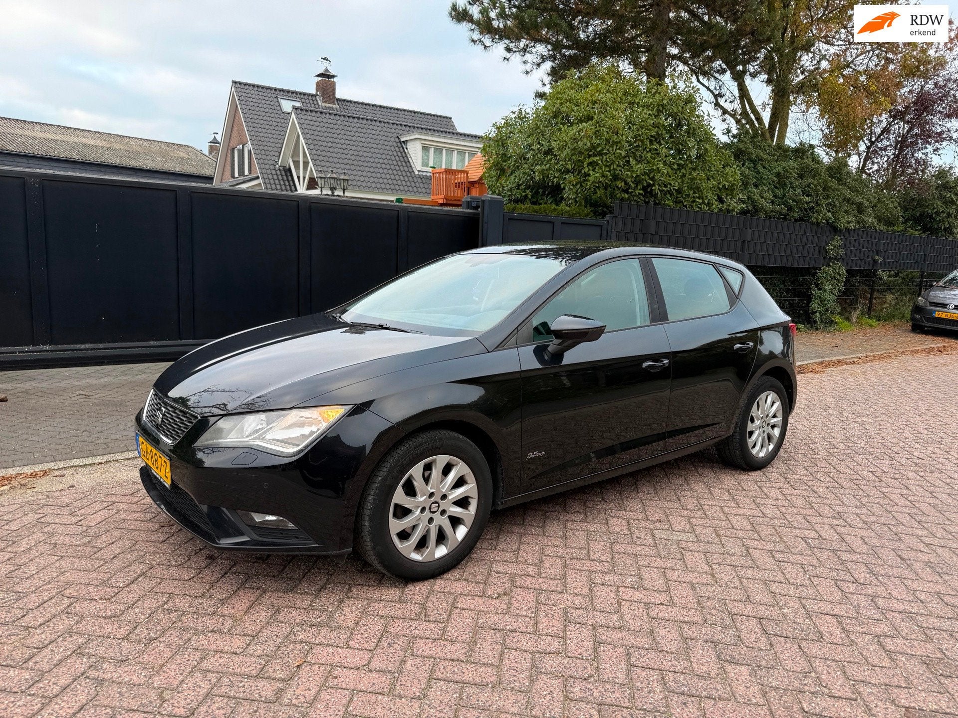 Seat Leon 1.6 TDI Style bj 2014 clima zeer mooi, Auto's, Voorwielaandrijving, Euro 5, Gebruikt, 4 cilinders