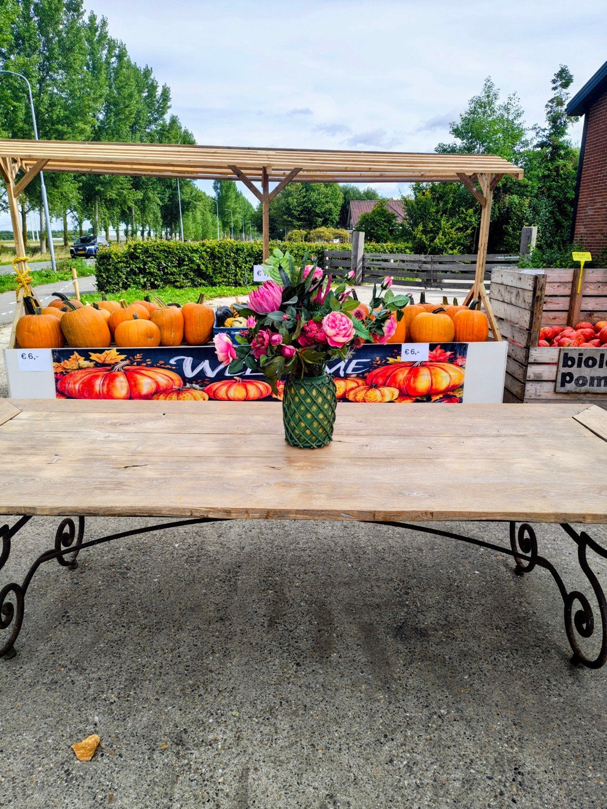 robuust grote brocante tafel 280 110 bij 71 ijzer hout smeed, Tuin en Terras, Ophalen, Rechthoekig