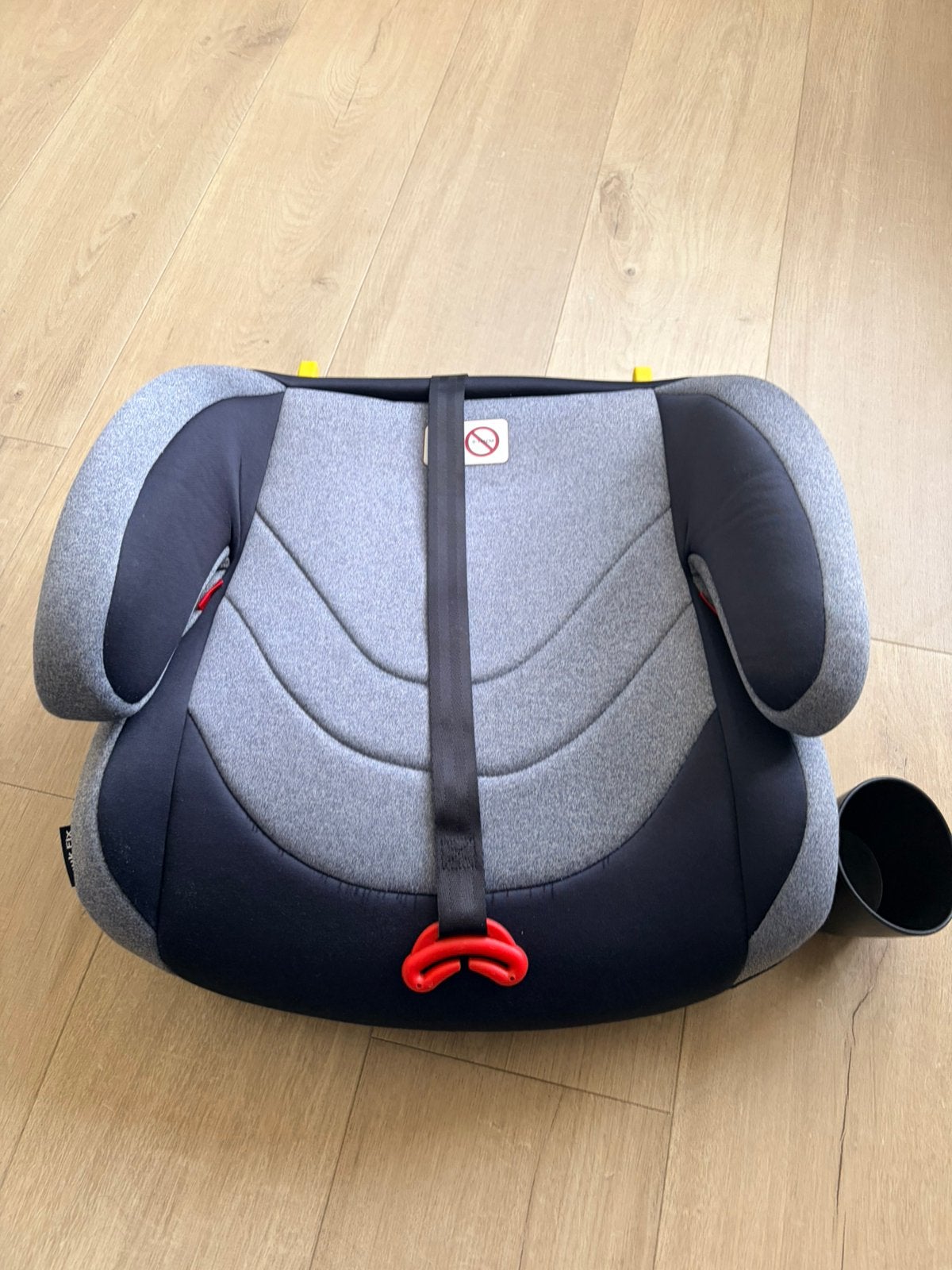 Isofix stoelverhoger incl. Beker houder, Kinderen en Baby's, 22 t/m 36 kg, Zo goed als nieuw, Isofix, Ophalen