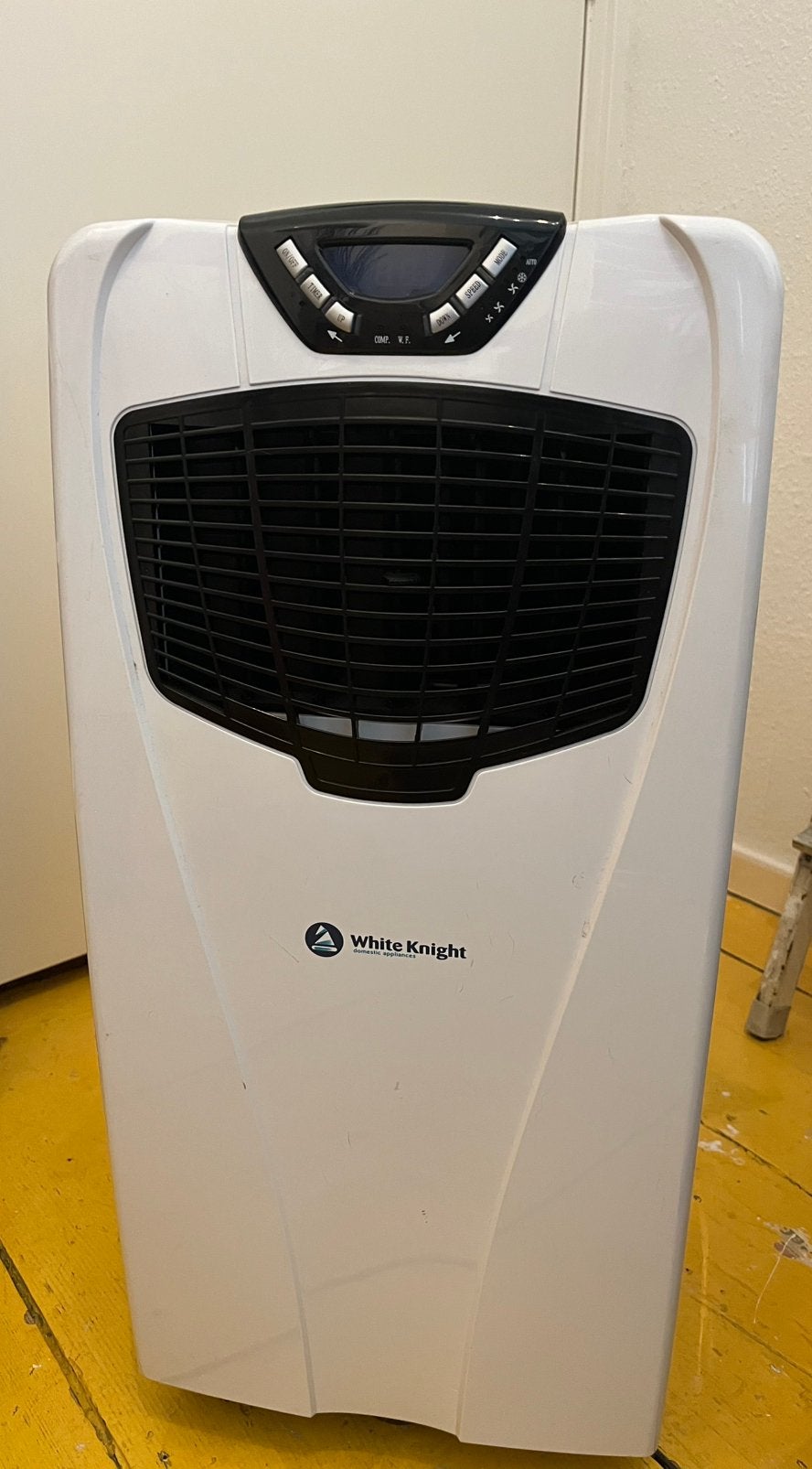 White Knight mobiele airco, Witgoed en Apparatuur, Ophalen, Minder dan 60 m³, 3 snelheden of meer, Zo goed als nieuw