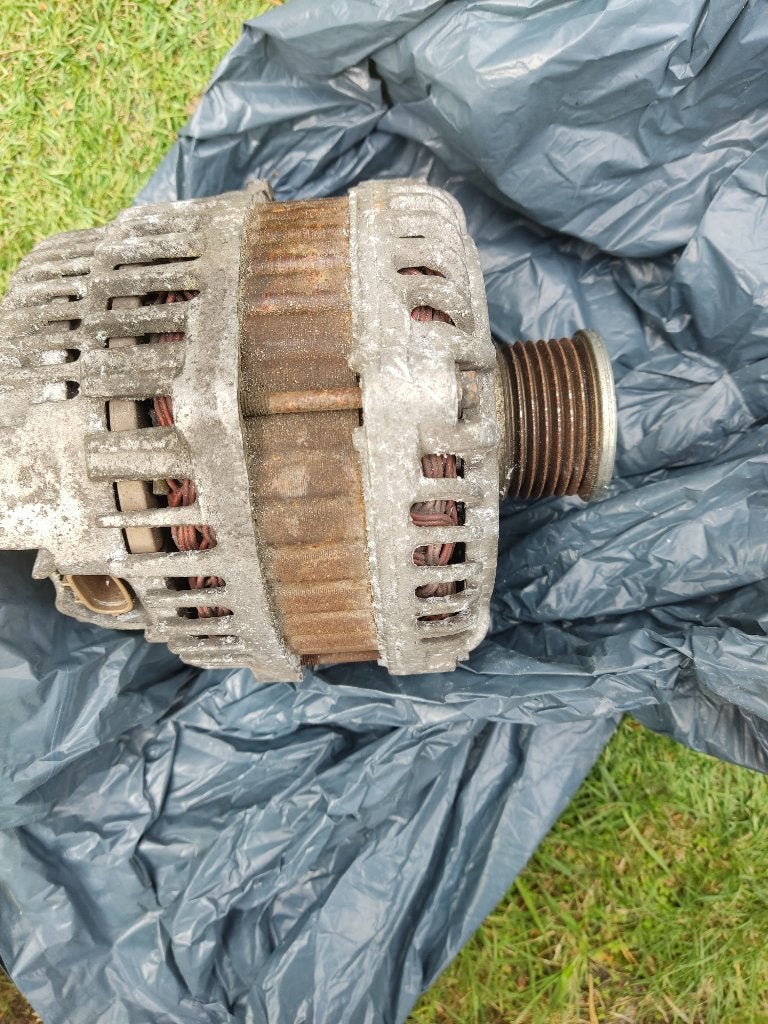Ik verkoop een dynamo voor Nissan., Ophalen of Verzenden, Gebruikt, Nissan