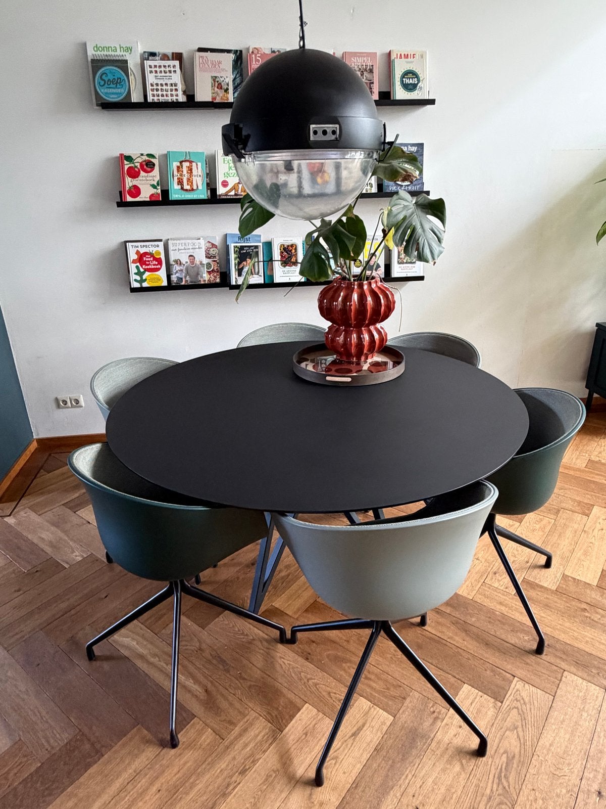 Eettafel Studio Henk & 6 Hay AAC20 stoelen, Ophalen, Overige materialen, 100 tot 150 cm, 150 tot 200 cm