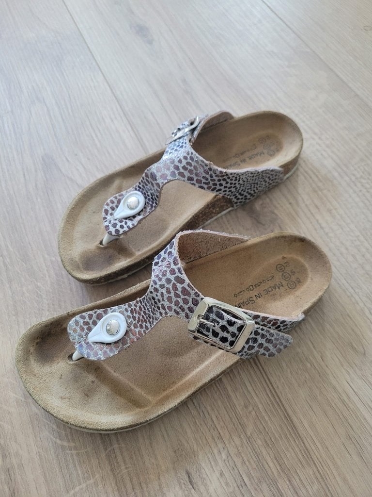 slippers maat 31 meisje zilver, Gebruikt, Meisje, Overige typen, Ophalen of Verzenden