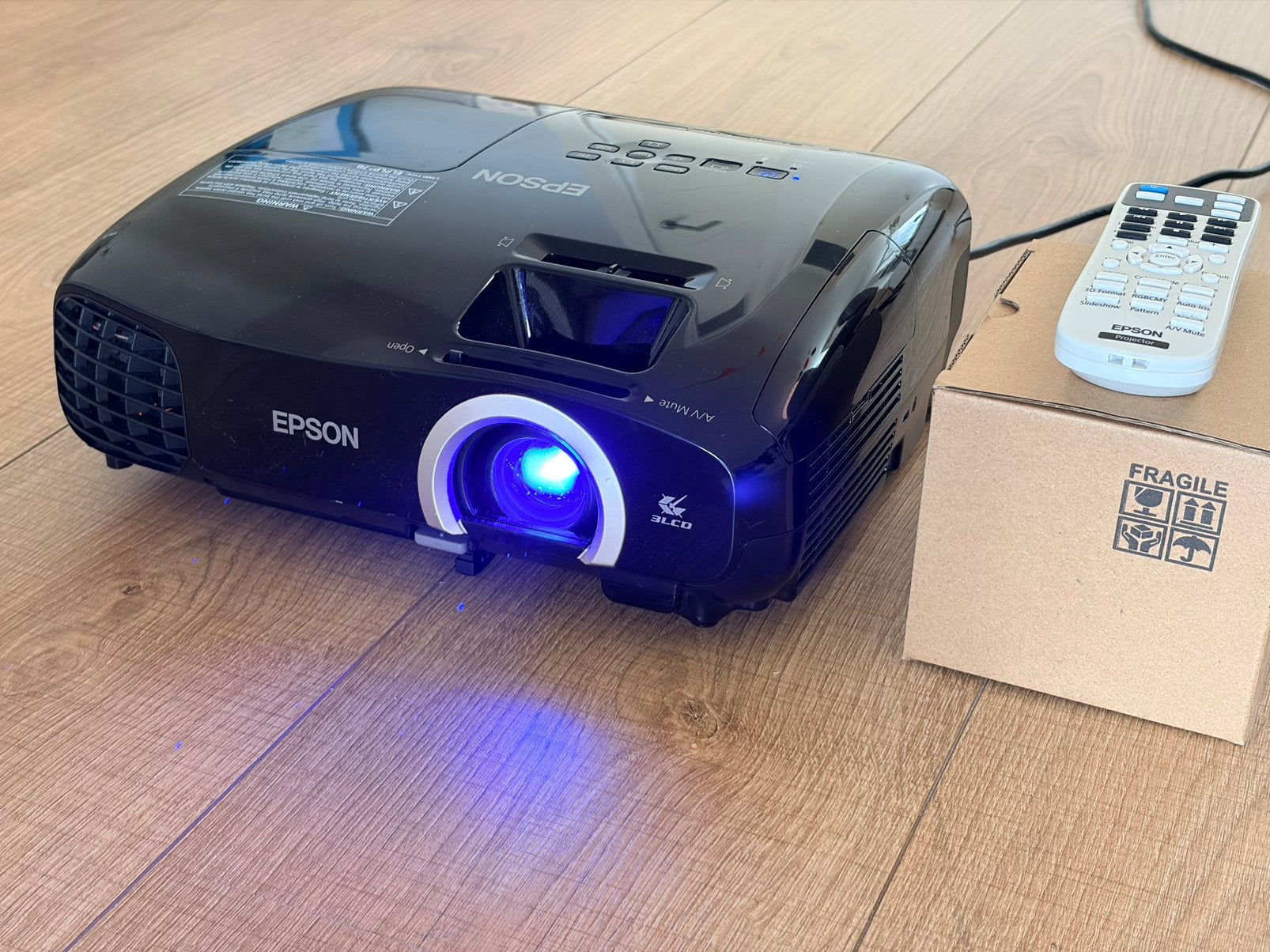Beamer Epson EH-TW5200 FullHD – 1080p | 3LCD | Nieuwe lamp!, Epson, Refurbished, Ophalen of Verzenden, LCD