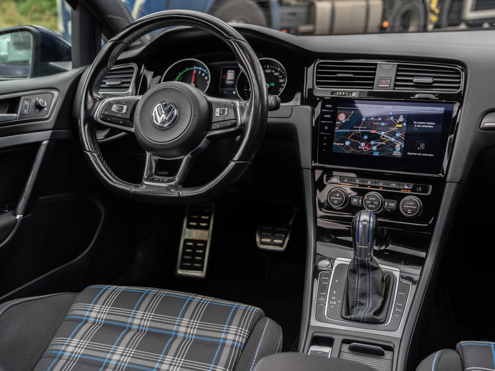 Volkswagen GOLF 1.4 TSI PHEV GTE | PANORAMA | KEYLESS | APPL, Auto's, Gebruikt, Euro 6, 4 cilinders, 150 pk